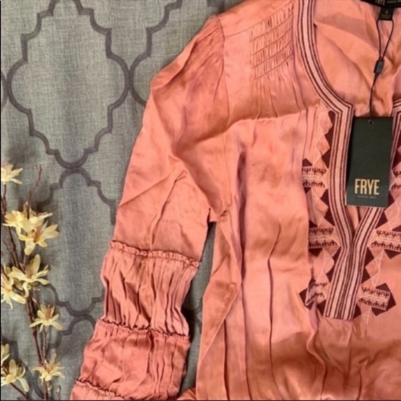 NWT-Chic Bohemian Romance Frye Embroidered Shirred Long Blouson Sleeve Dress - Picture 12 of 16